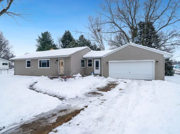 301 Barbara St, Mount Morris, IL 61054