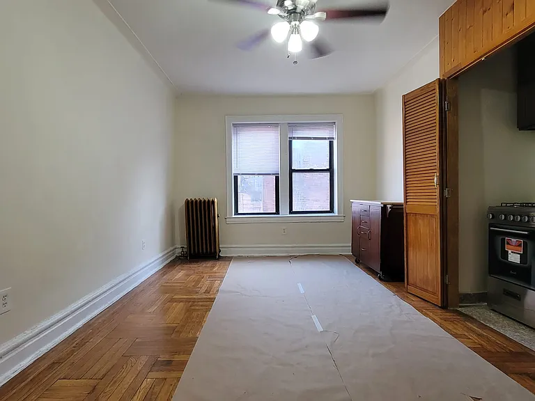 333 86th St #4G — Photo 1