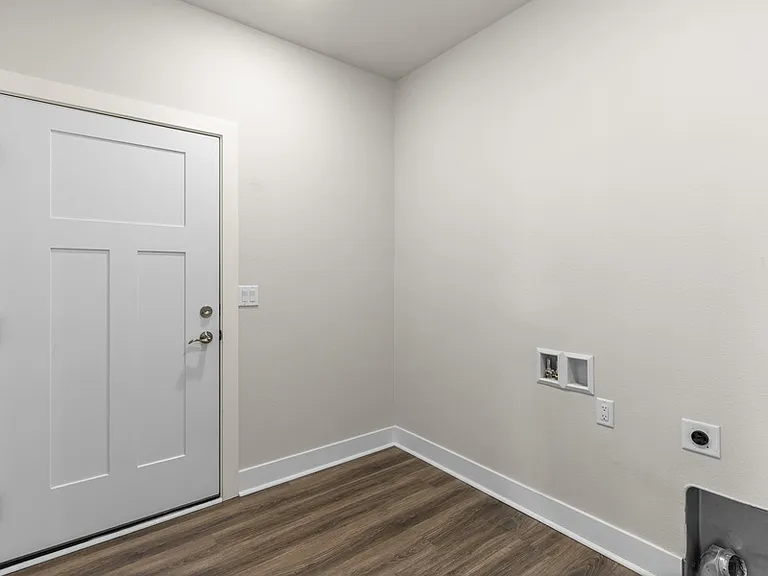 265 Farmstead Dr — Photo 18