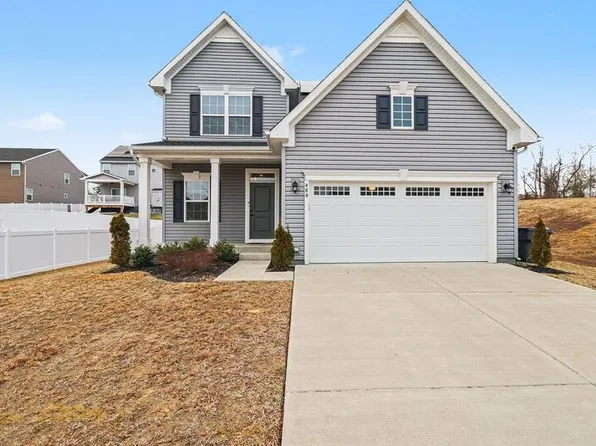 484 Bridgepoint Dr, Fredericksburg, VA 22405