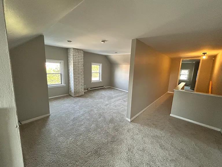 728 E Morton St — Photo 11