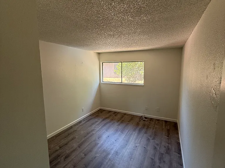 3312 Santa Rosa Ct #1 — Photo 11