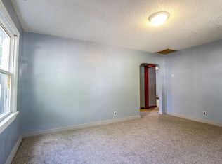 1900 N Broadway Ave, Springfield, MO 65803