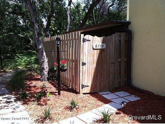 2nd image of 8774 Oleander Ct