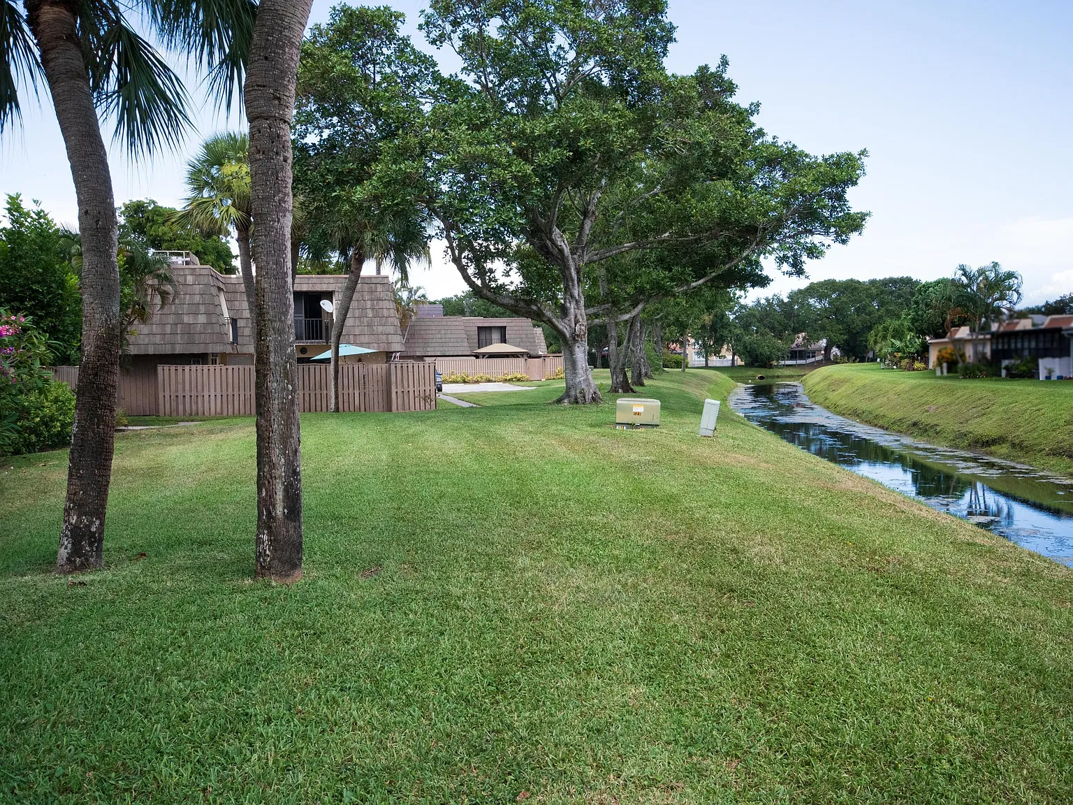 2 bed, 2.5 bath, 1236 sqft, $2,750 — Photo 3