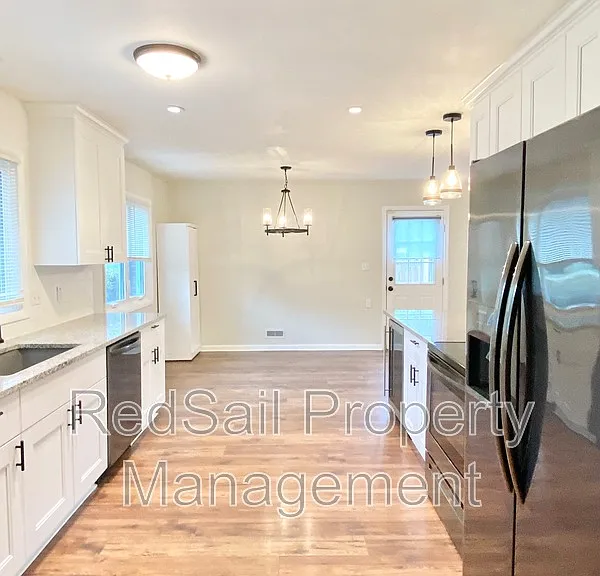 101 Basswood Dr — Photo 8