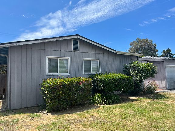 3rd image of 1551 Galleon Way