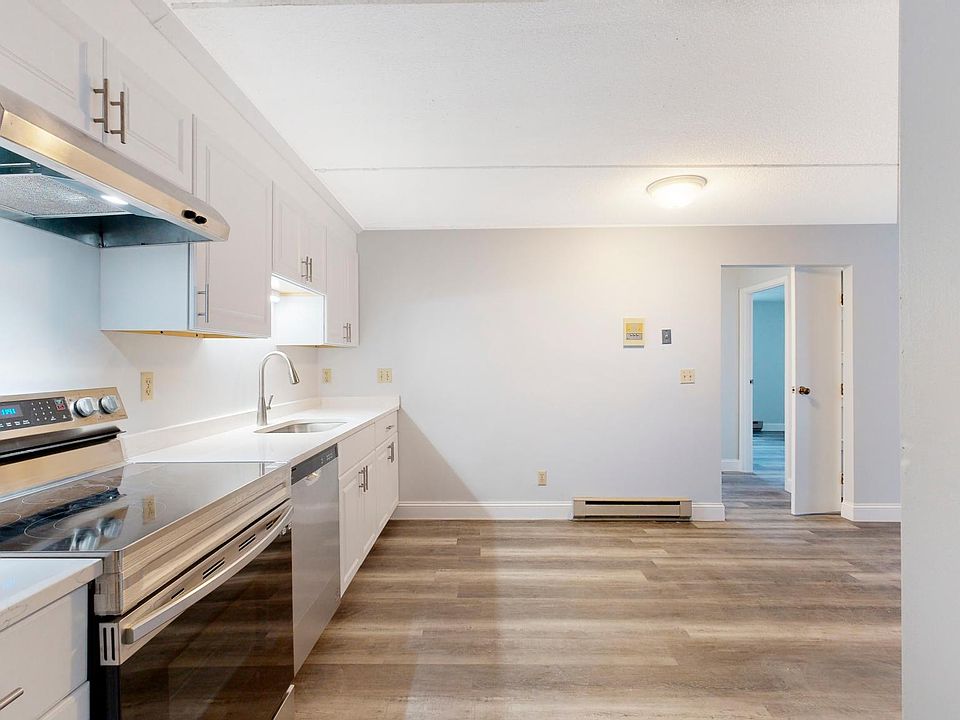 489 Main St 489 Main St Sturbridge MA Zillow