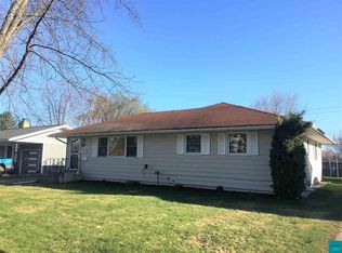 501 N Inner Dr, Hibbing, MN 55746