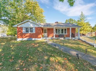 1207 W Main St, Maysville, MO 64469