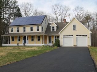 43 Twin Fawn Dr, Hanover, MA 02339