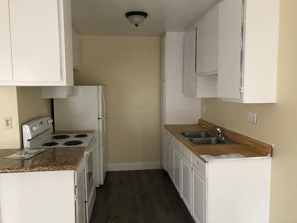 1st image of 3720 42nd St APT 5