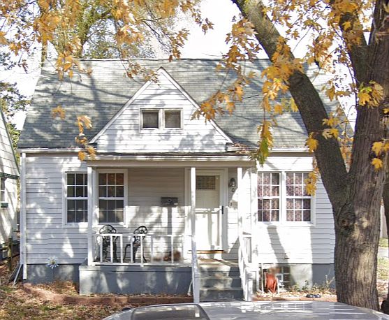 1st image of 605 E Oakridge St