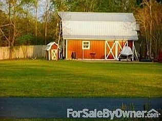 2-story barn w/double doors . Could use as garage or even
hay for your horse.
