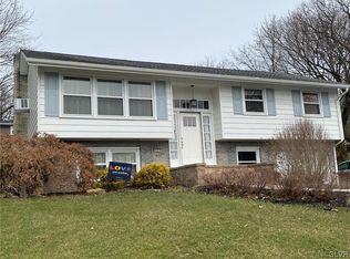 4041 Westview Dr S, Whitehall Township, PA 18104