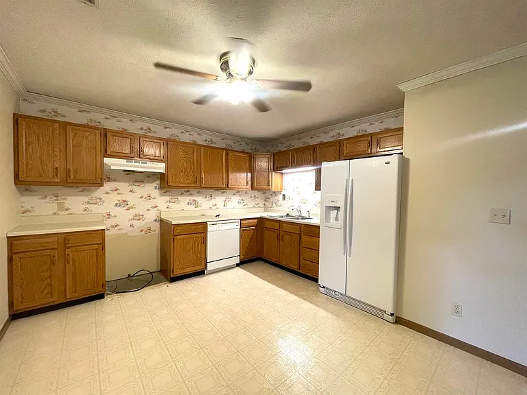 1306 Mack Ave #E — Photo 3