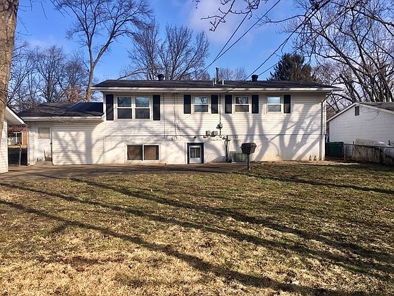 2nd image of 1520 Farmview Ave