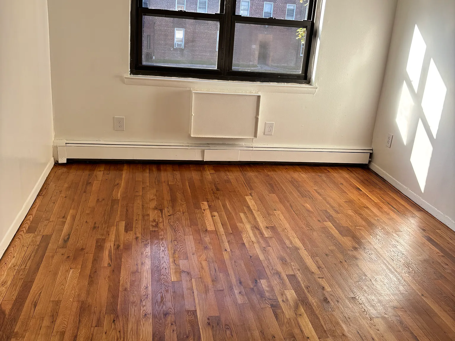 260 Centre Avenue — Photo 4
