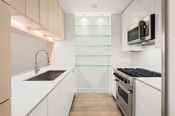 Rented by Douglas Elliman | media 26