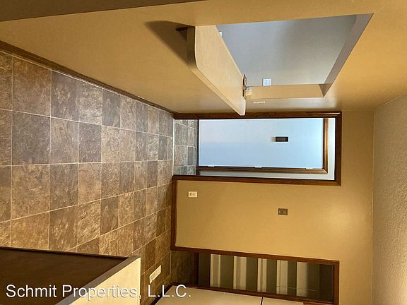 5th image of 1901 Indian Hills Dr APT 4