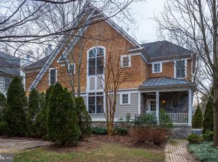 5528 Macarthur Blvd NW, Washington, DC 20016