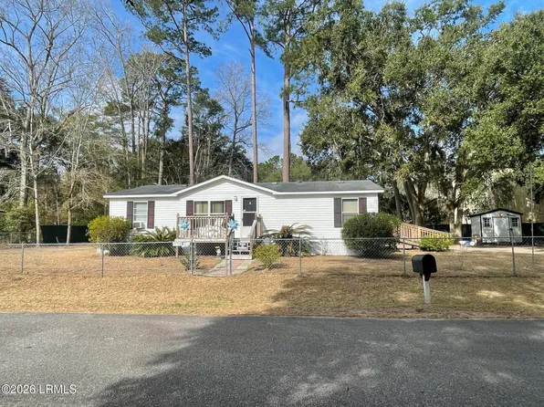4 Adams Way, Beaufort, SC 29906