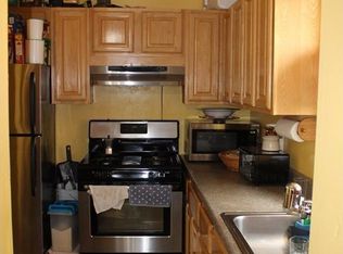 472 41st St APT 3C, Brooklyn, NY 11232