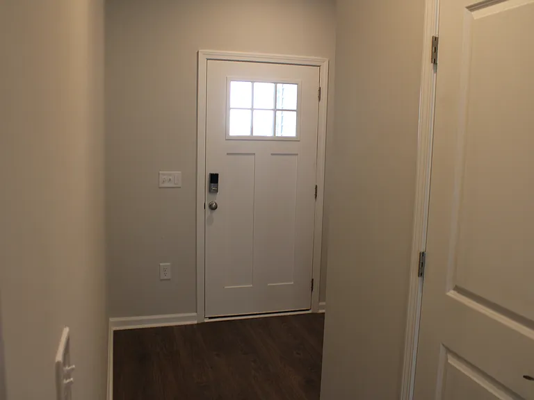 1369 Bessie Ct — Photo 2