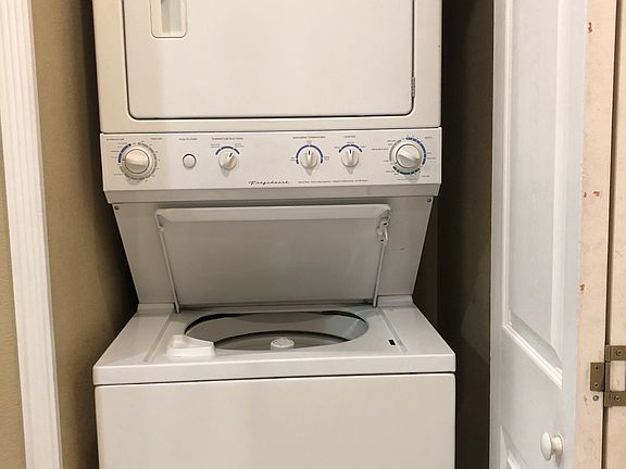5th image of 516 S St APT 1