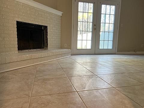 3rd image of 6487 Meadow Rue Dr