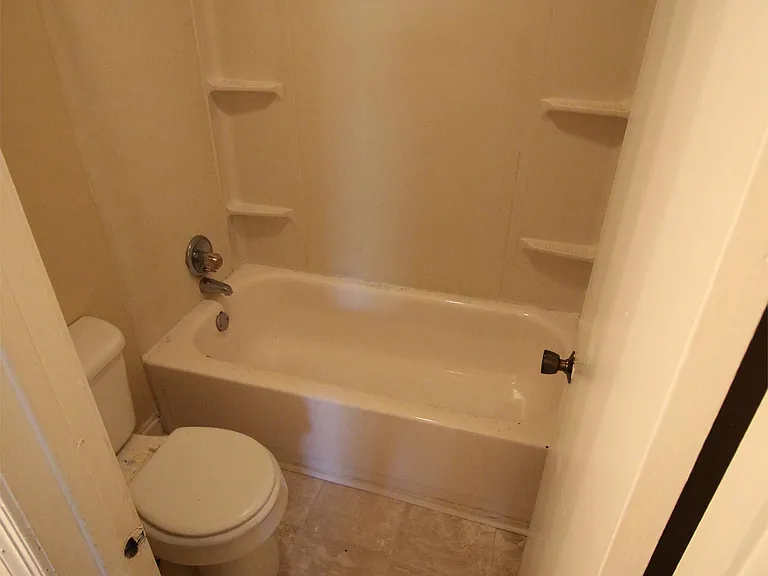 6454 Applecross Ave #C — Photo 5