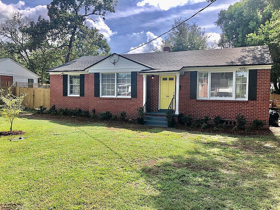 1st image of 4234 Redwood Ave