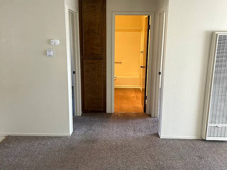 1627 Front St #3 — Photo 8