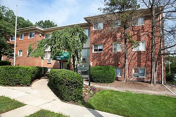 Tudor Place Apartments