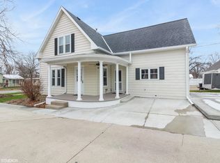 226 S Green St, Roland, IA 50236