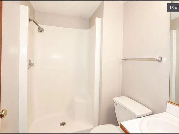 5th image of 1377 Hadley Ave N
