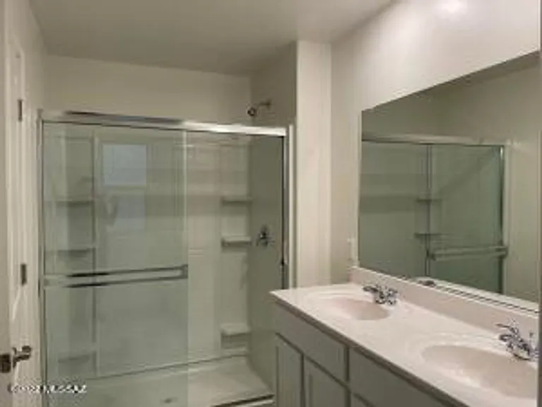 1123 E Descent St — Photo 22