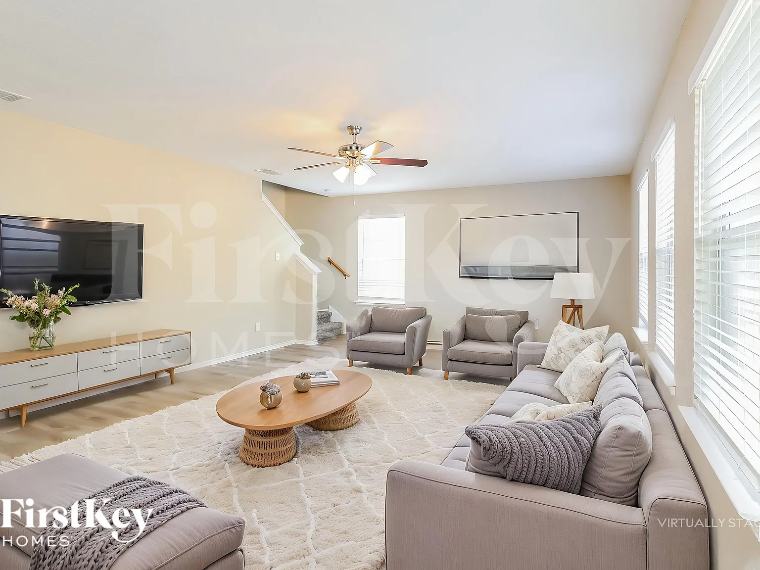 3 bed, 2.5 bath, 2506 sqft, $1,500 — Photo 2