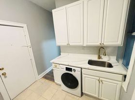 5111-5113 Palisade Ave