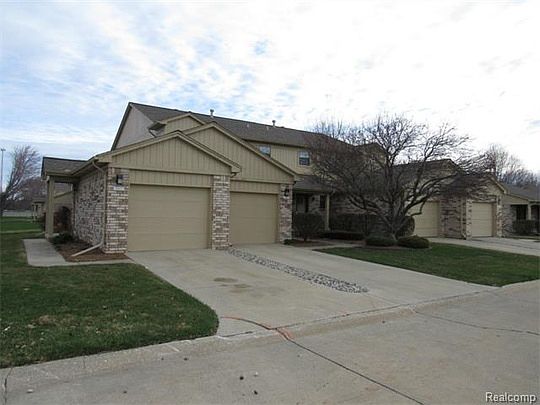 2nd image of 16975 Kari Ct