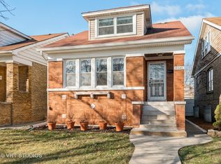5842 N Marmora Ave, Chicago, IL 60646