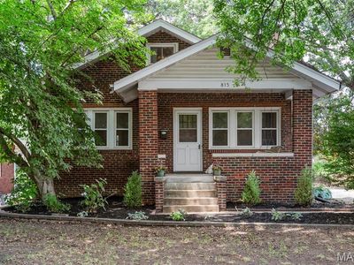 815 N Rock Hill Rd, Saint Louis, MO, 63119