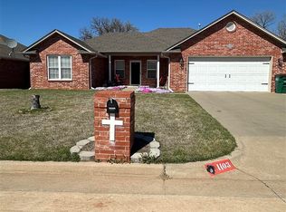 1103 E Crozier St, Perkins, OK 74059