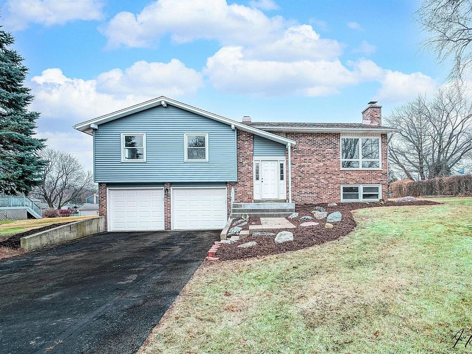 1st image of 3115 W Fairway Dr