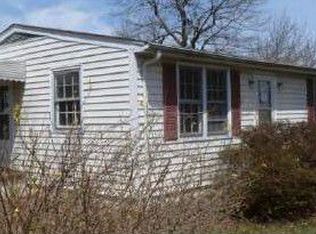 16052 Leesville Rd, Evington, VA 24550