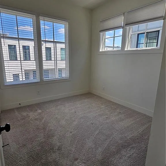 1294 Longreen Ter NW #2 — Photo 17