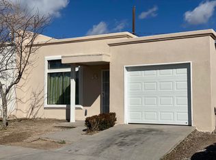 208 Merlida St SW, Albuquerque, NM 87121