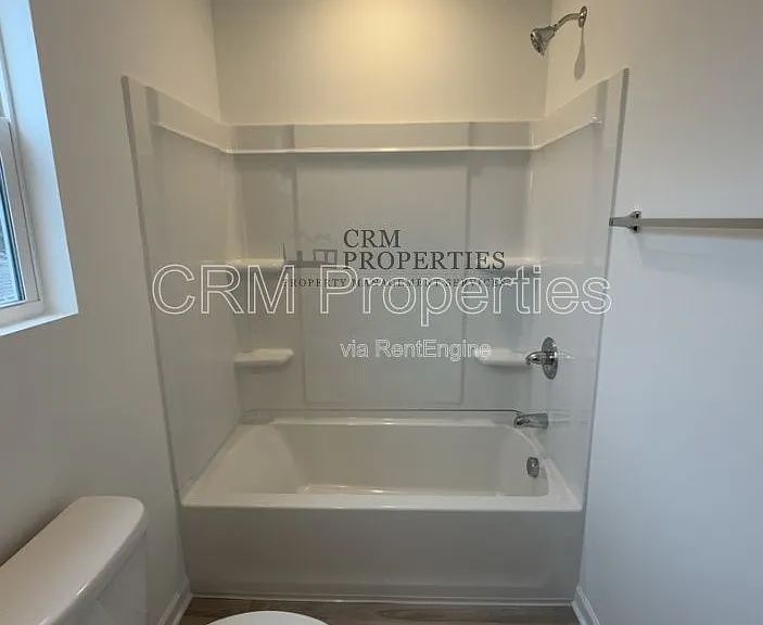 809 Oyster Bay Dr — Photo 16