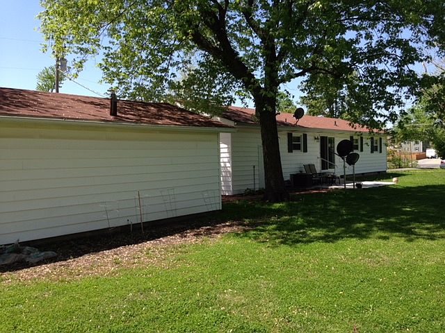 1st image of 812 W Illinois Ave