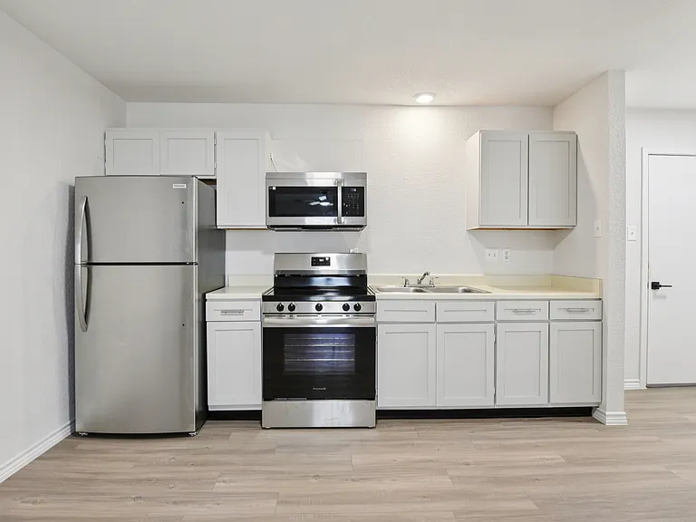 Silver Oaks Villas — Photo 3